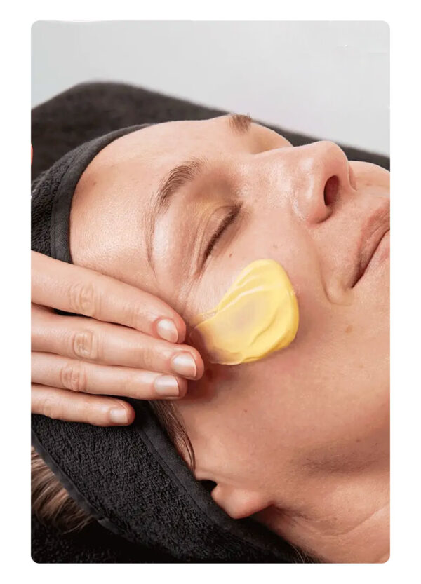 MEDIK8 AGE DEFYING FACIAL