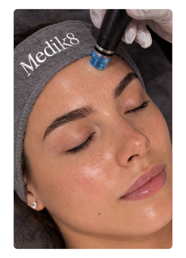 THE MEDIK 8 HYDRAFACIAL