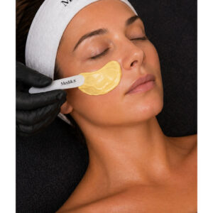 MEDIK 8 CRISTAL RETINAL AGE DEFYING