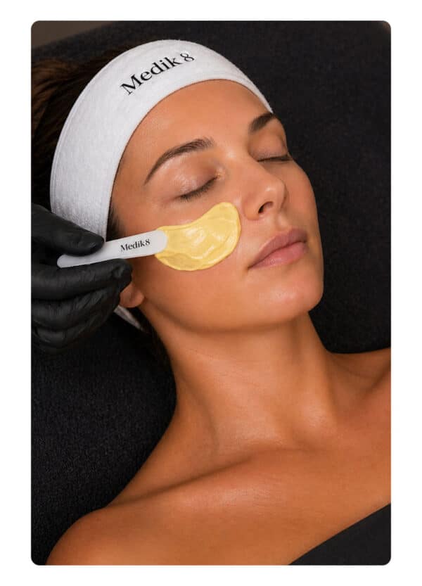 MEDIK 8 CRISTAL RETINAL AGE DEFYING